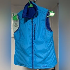 LL Bean Vest in a beautiful blue/blue reversible!